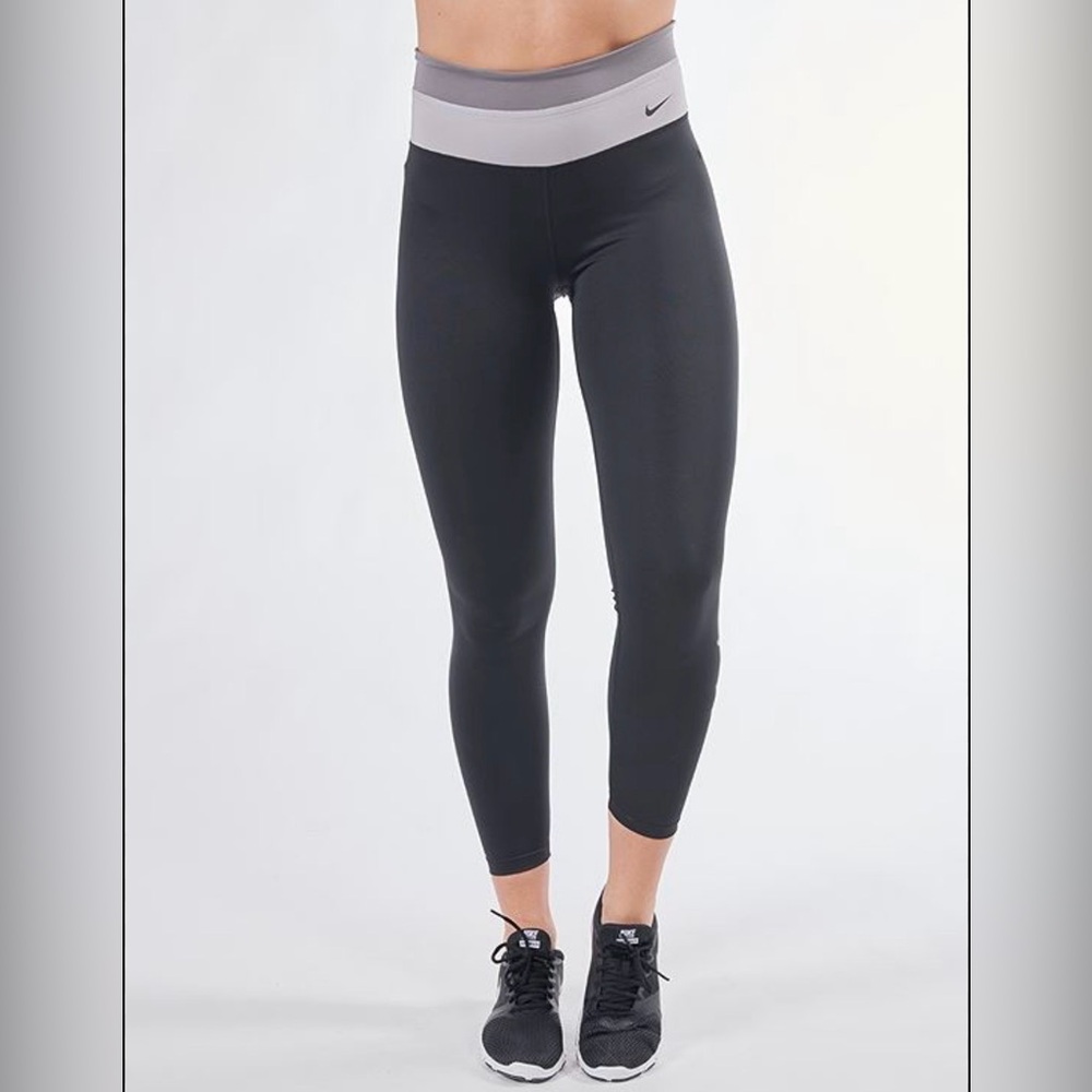 NIKE Women’s Dri Fit Athletic Leggings with Glossy Logo Graphic